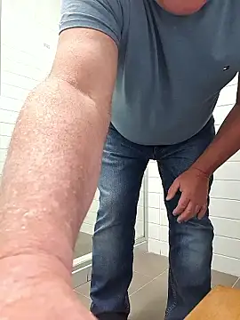 bighopey73 online show from 01-09-26, 03:20