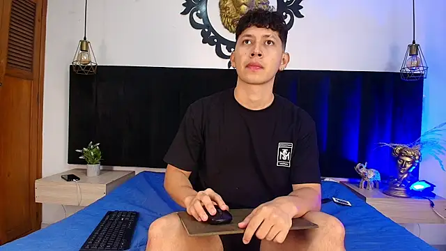 Snapshot of Abeel_Ordaz chatting on 11-23-25, 01:55 Abeel Ordaz online show from 11-23-25, 01:55