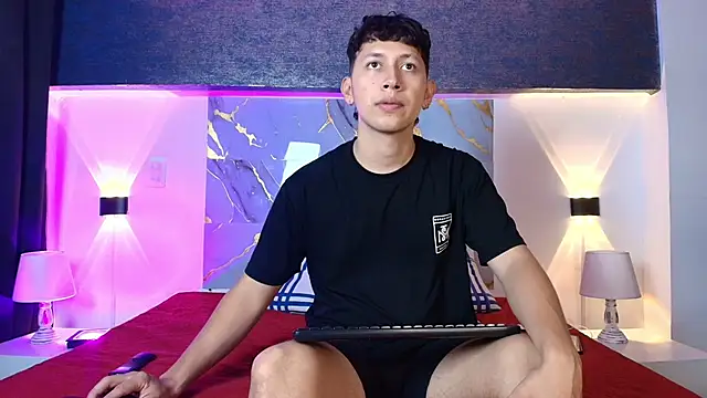 Snapshot of Abeel_Ordaz chatting on 11-25-25, 07:14 Abeel Ordaz online show from 11-25-25, 07:14