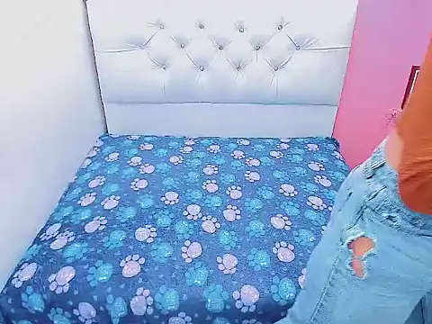 xwetdreamsx online show from 04-07-26, 08:20