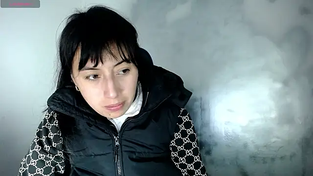 Snapshot of luisa_homes chatting on 02-17-26, 11:11 luisa homes online show from 02-17-26, 11:11