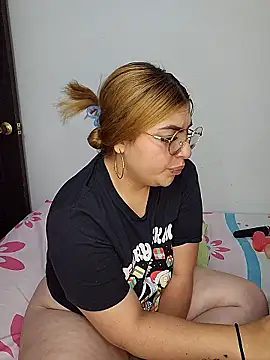 mila curvy online show from 12-18-25, 09:37