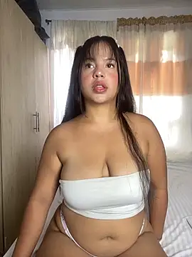 Snapshot of katthyasmitth chatting on 02-06-26, 10:02 katthyasmitth online show from 02-06-26, 10:02