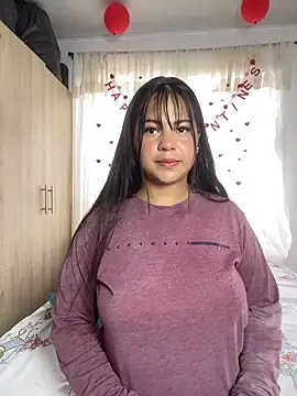 Snapshot of katthyasmitth chatting on 02-19-26, 09:33 katthyasmitth online show from 02-19-26, 09:33