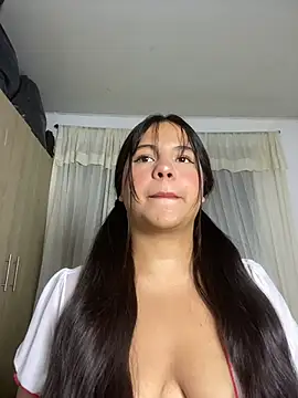 Snapshot of katthyasmitth chatting on 04-07-26, 12:00 katthyasmitth online show from 04-07-26, 12:00