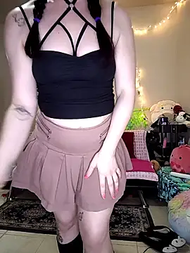 LaylaLucis online show from 04-10-26, 10:36