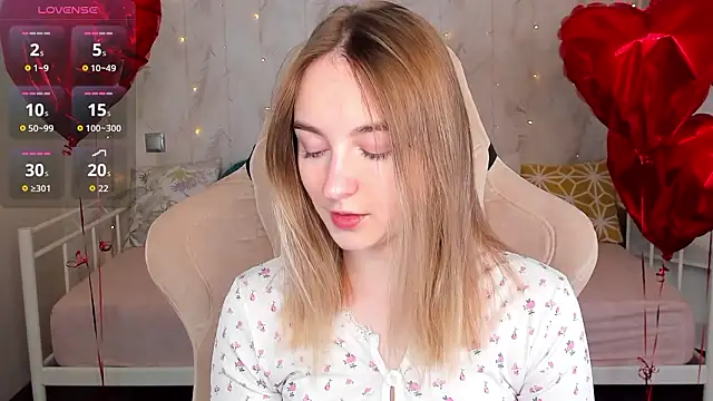 Shy Polly online show from 02-25-26, 12:09