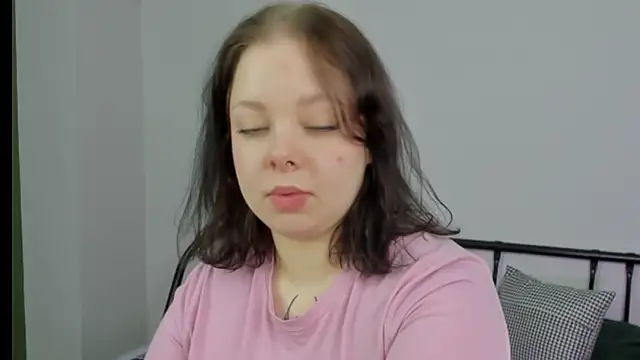 Vlada vv online show from 05-19-26, 05:25
