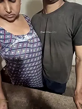 Snapshot of Sunenabhabh chatting on 03-01-26, 03:30 Sunenabhabh online show from 03-01-26, 03:30