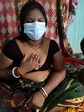 Desicouple1706 online show from 11-24-25, 06:02