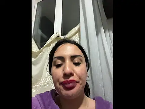     Eva     online show from 12-02-25, 09:10