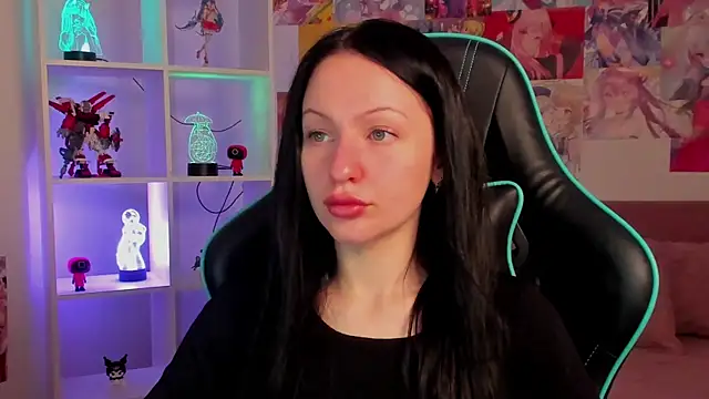 NaomiBlakes online show from 02-25-26, 05:50