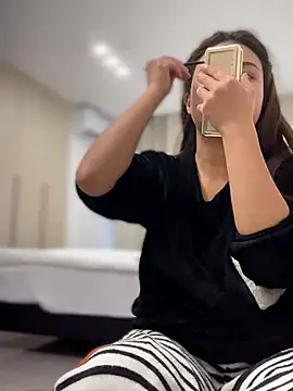 Toffee-00 online show from 03-25-26, 07:58