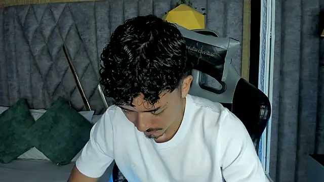 NicolaiKarav online show from 03-12-26, 12:33