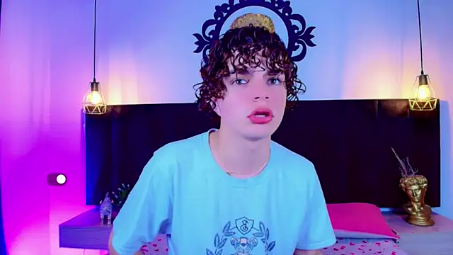 Skyee angel online show from 01-11-26, 01:38