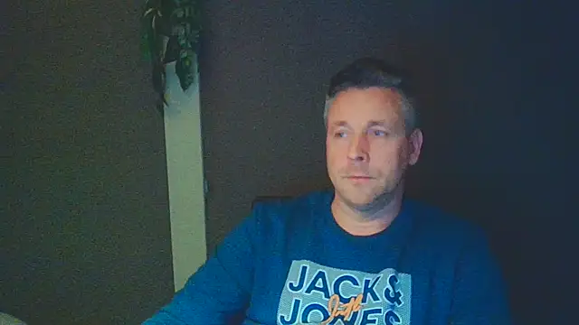 Hunter Fl online show from 11-22-25, 05:01