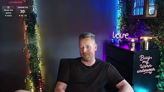 Hunter Fl online show from 04-10-26, 04:33