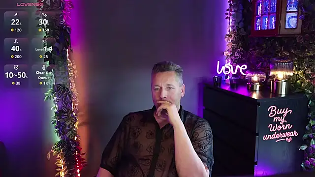 Hunter Fl online show from 04-20-26, 03:48