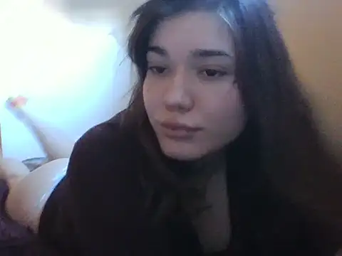 frutillitaaok  online show from 03-23-26, 09:08