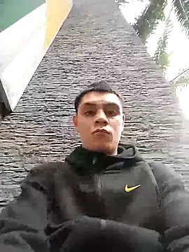 Snapshot of sebastianfelipe chatting on 04-08-26, 10:10 sebastianfelipe online show from 04-08-26, 10:10