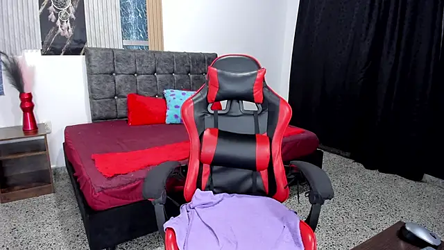 Snapshot of paola_my chatting on 02-11-26, 06:57 paola my online show from 02-11-26, 06:57