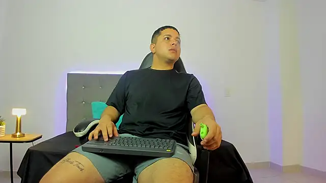 bry hill online show from 12-02-25, 01:17