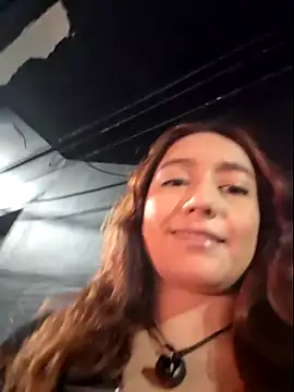 Snapshot of Eveeelyn25 chatting on 01-17-26, 01:54 Eveeelyn25 online show from 01-17-26, 01:54