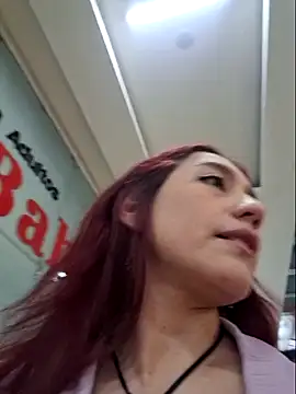 Snapshot of Eveeelyn25 chatting on 03-11-26, 11:11 Eveeelyn25 online show from 03-11-26, 11:11