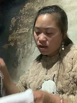 hotel222 online show from 11-26-25, 01:01