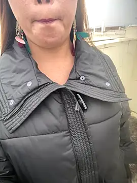 Xiaomili8 online show from 12-16-25, 05:34