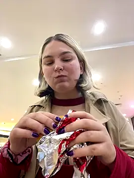 KateBurlesk online show from 11-22-25, 09:08