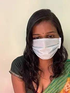 Snapshot of honeygirl6996 chatting on 02-25-26, 06:12 honeygirl6996 online show from 02-25-26, 06:12