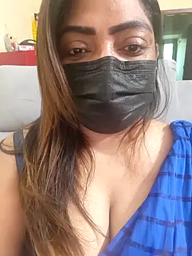 Snapshot of Kanikha99 chatting on 03-07-26, 08:33 Kanikha99 online show from 03-07-26, 08:33