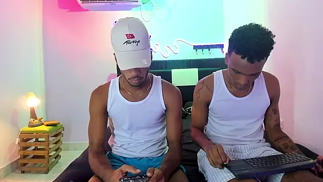 Black Guys Pervert  online show from 11-25-25, 01:11