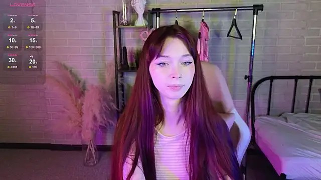 Snapshot of miiss_jessica chatting on 03-06-26, 01:24 miiss jessica online show from 03-06-26, 01:24