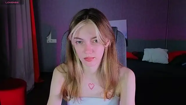 MILLIE MUR online show from 01-11-26, 05:12