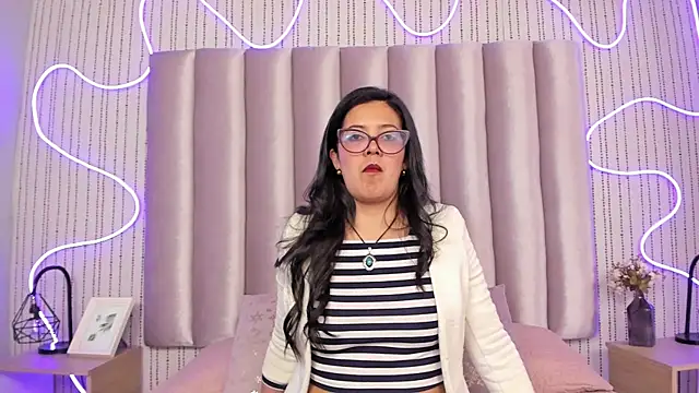 TAMARALEWISMD online show from 12-04-25, 04:11