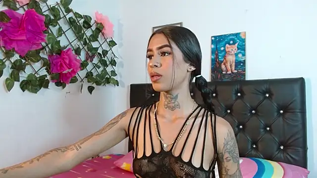 Ameliejoness  online show from 01-11-26, 04:12