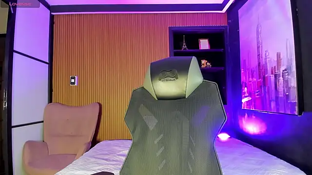 DeboraCopper online show from 02-26-26, 09:41