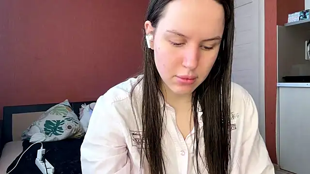 SanoraVillnave online show from 02-17-26, 07:05