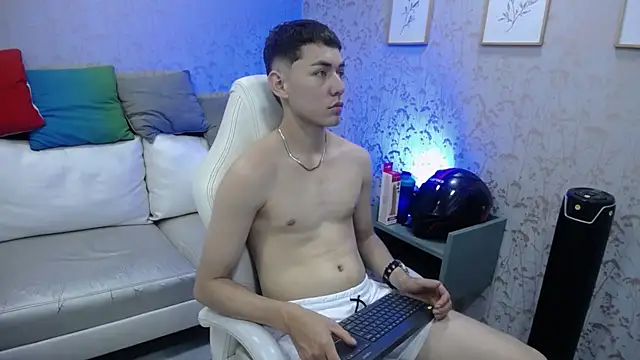 LoganFoster  online show from 12-18-25, 08:26