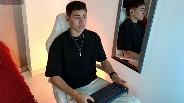 LoganFoster  online show from 01-16-26, 08:13