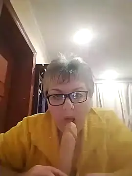 MillanaOcean online show from 11-26-25, 05:25