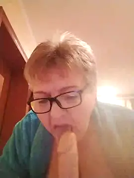 MillanaOcean online show from 11-27-25, 04:42