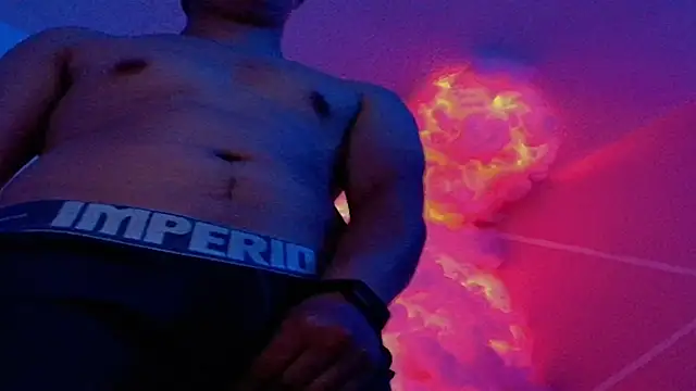 Snapshot of Daisuke_01 chatting on 12-14-25, 11:42 Daisuke 01 online show from 12-14-25, 11:42