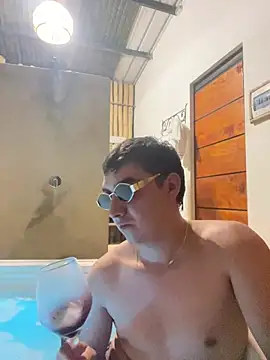 Snapshot of Daisuke_01 chatting on 01-16-26, 05:11 Daisuke 01 online show from 01-16-26, 05:11