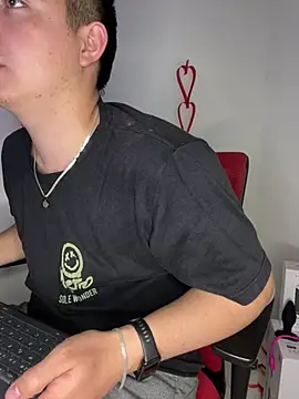 Snapshot of Daisuke_01 chatting on 02-17-26, 03:58 Daisuke 01 online show from 02-17-26, 03:58