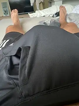 Snapshot of youngGermanCoc chatting on 11-23-25, 10:37 youngGermanCoc online show from 11-23-25, 10:37