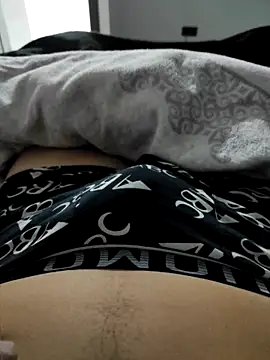 ParejaOcultaXX online show from 11-27-25, 10:34