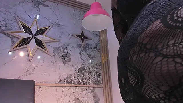 ZoeCollin online show from 02-04-26, 07:42